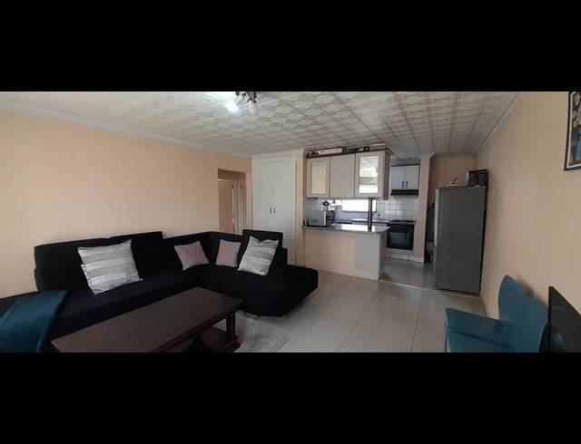 2 BEDROOM APARTMENT FOR SALE IN LINDHAVEN